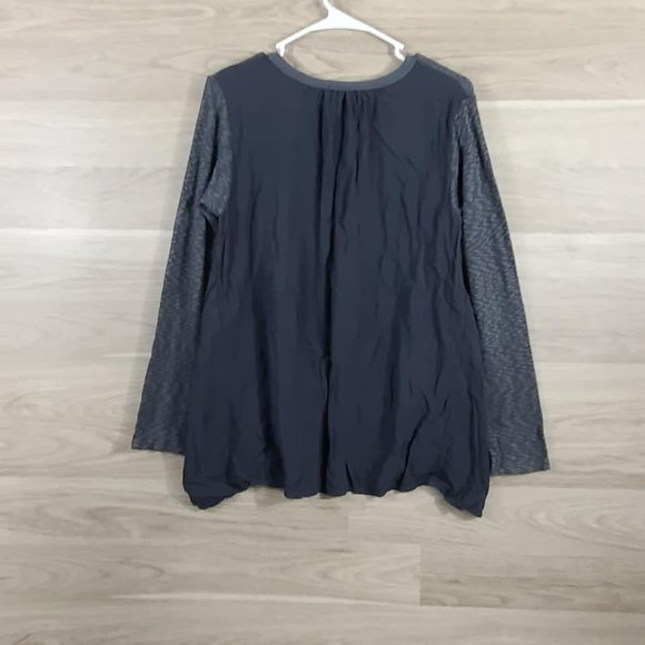 Anthropologie Left of Center Tee - Picture 3 of 4